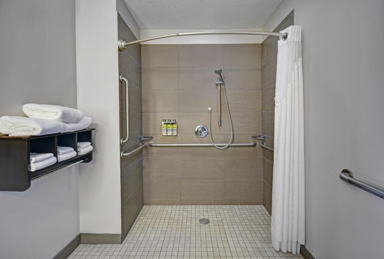 Holiday Inn Express Marshall, An Ihg Hotel Екстериор снимка