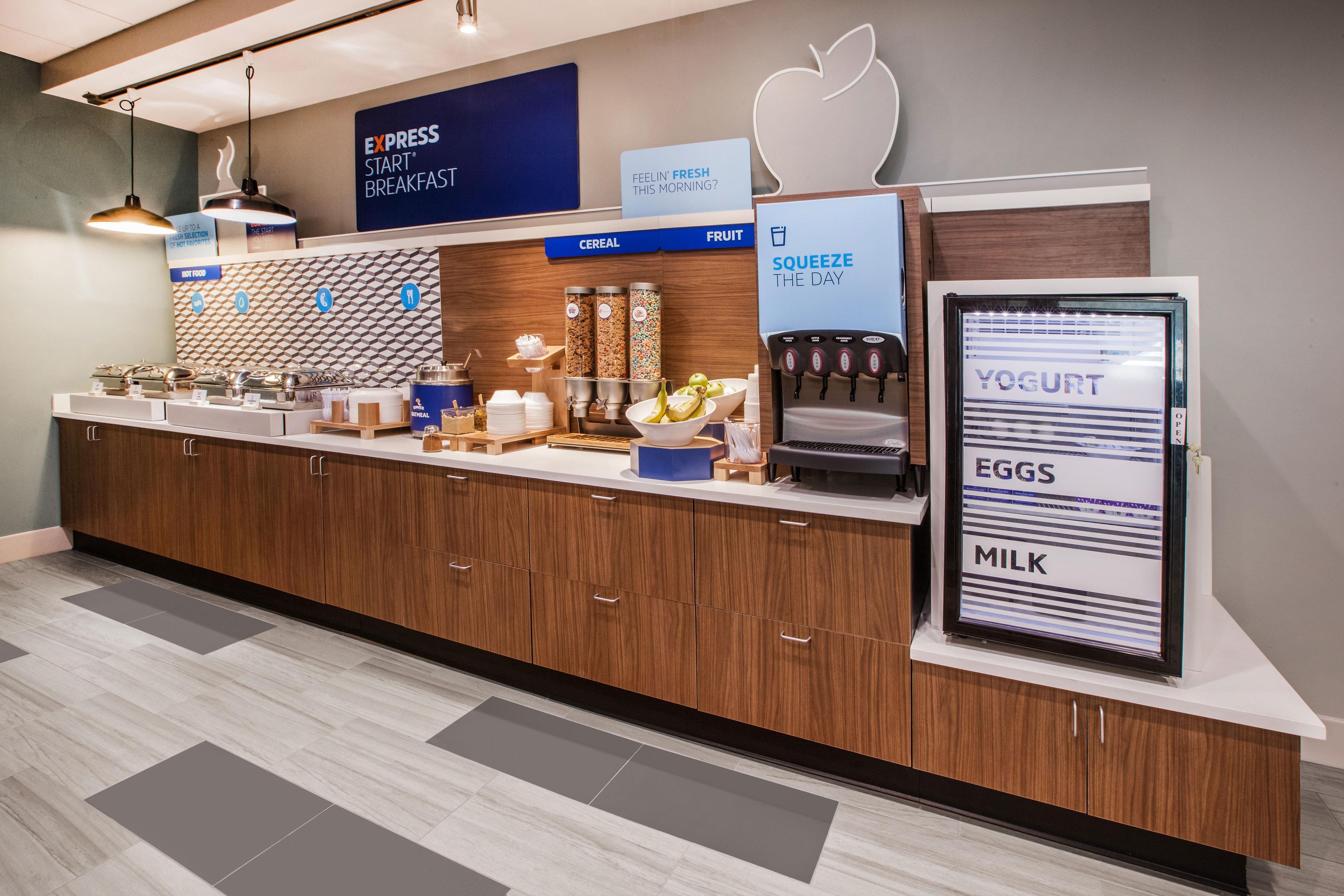 Holiday Inn Express Marshall, An Ihg Hotel Екстериор снимка