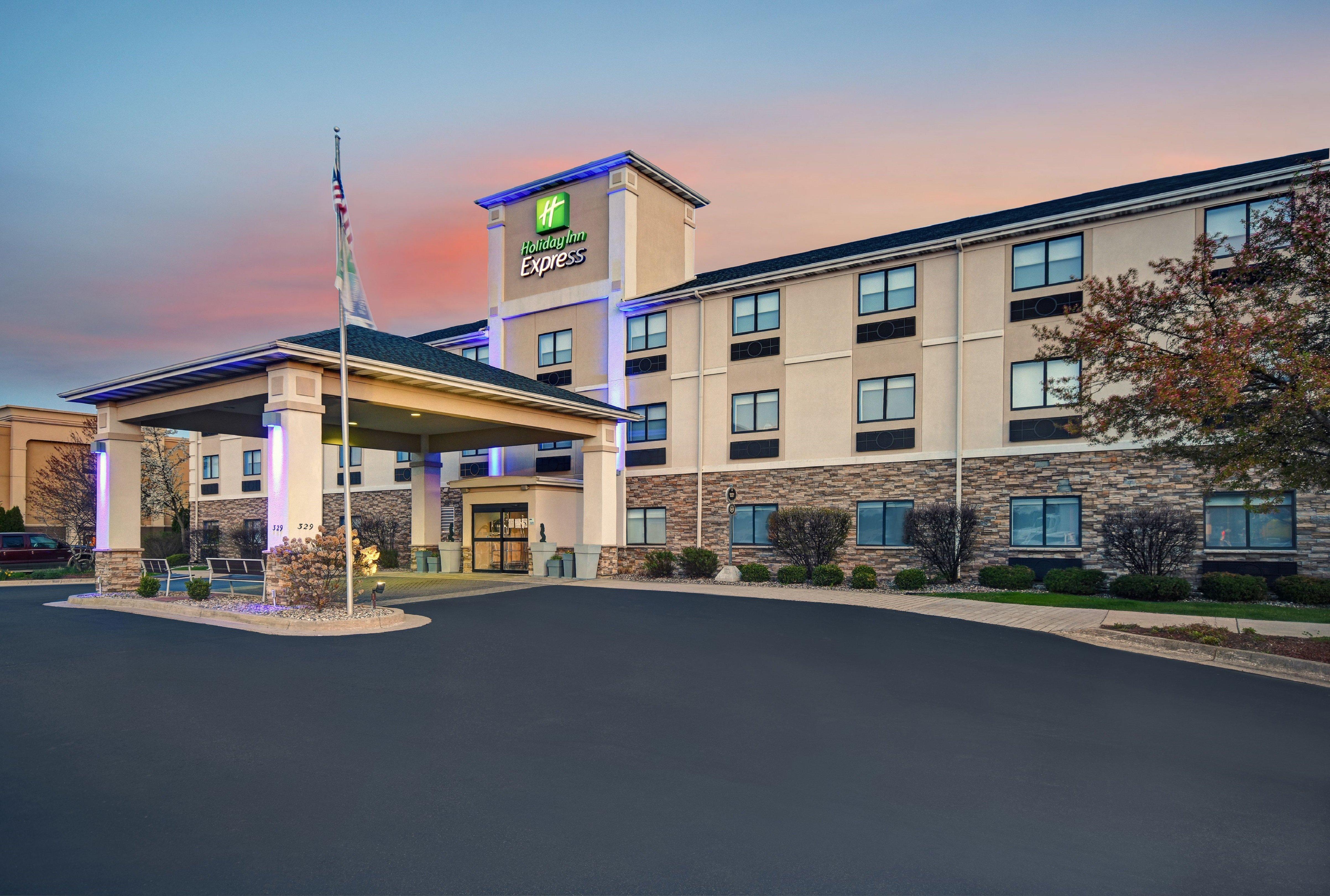 Holiday Inn Express Marshall, An Ihg Hotel Екстериор снимка
