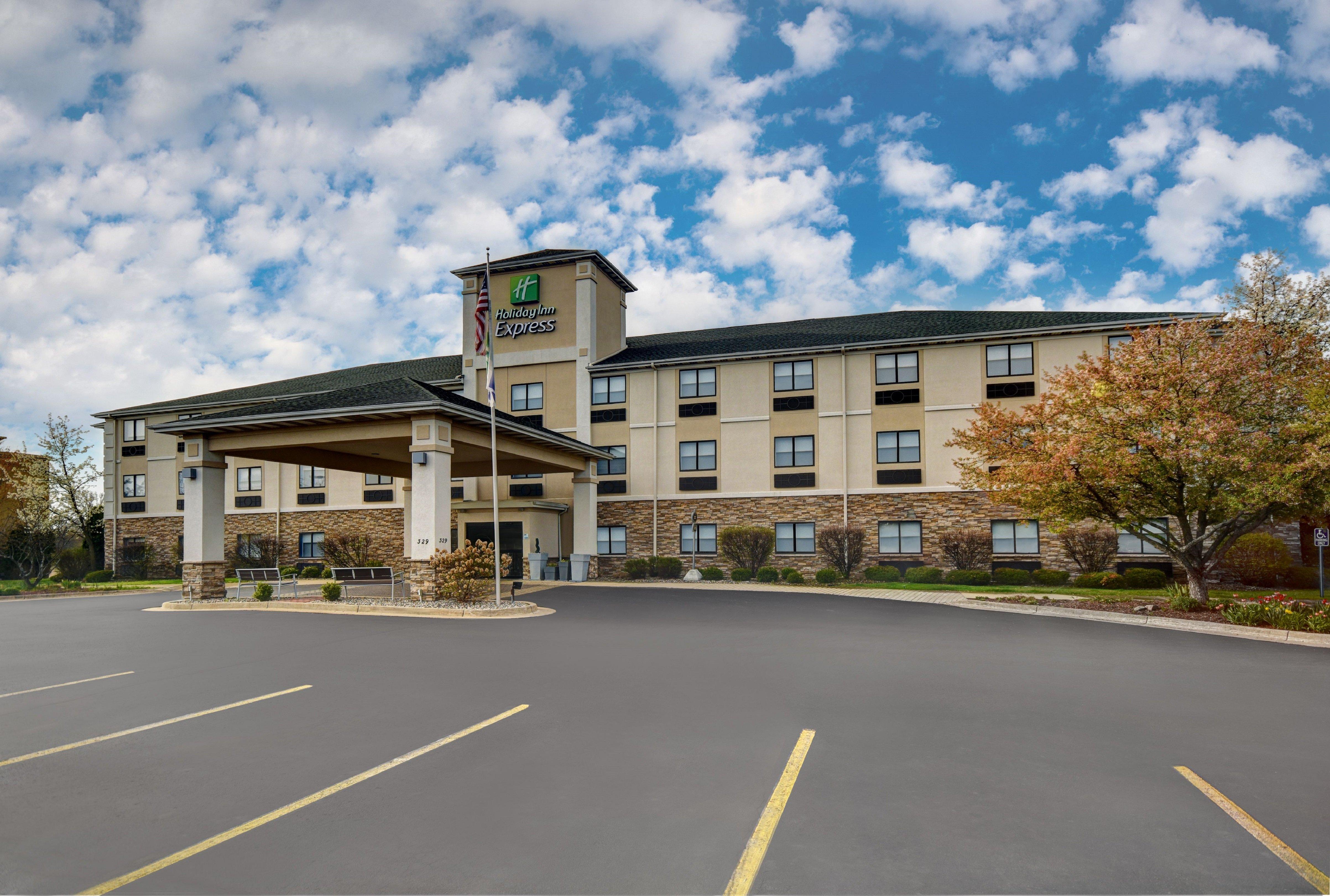 Holiday Inn Express Marshall, An Ihg Hotel Екстериор снимка