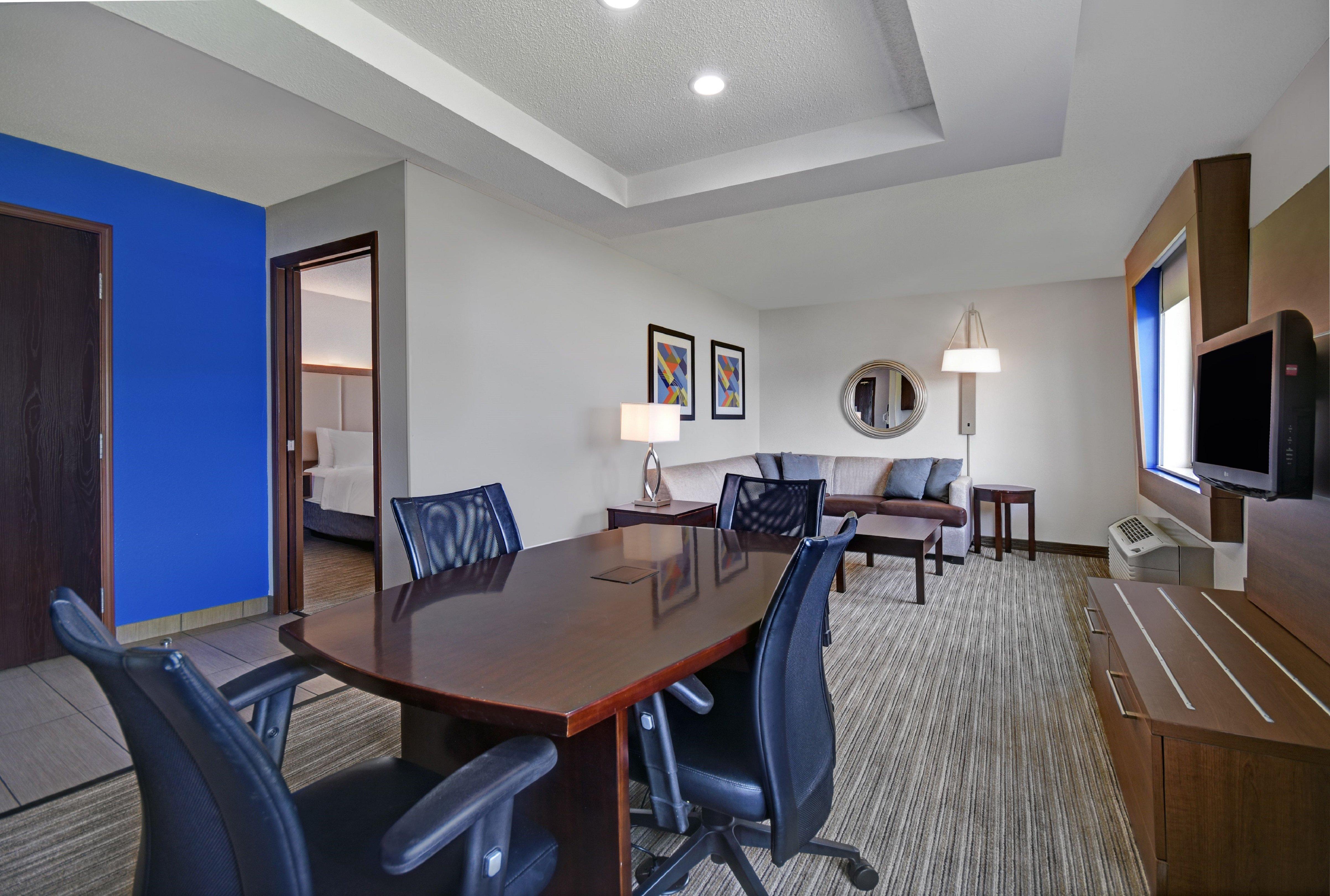 Holiday Inn Express Marshall, An Ihg Hotel Екстериор снимка