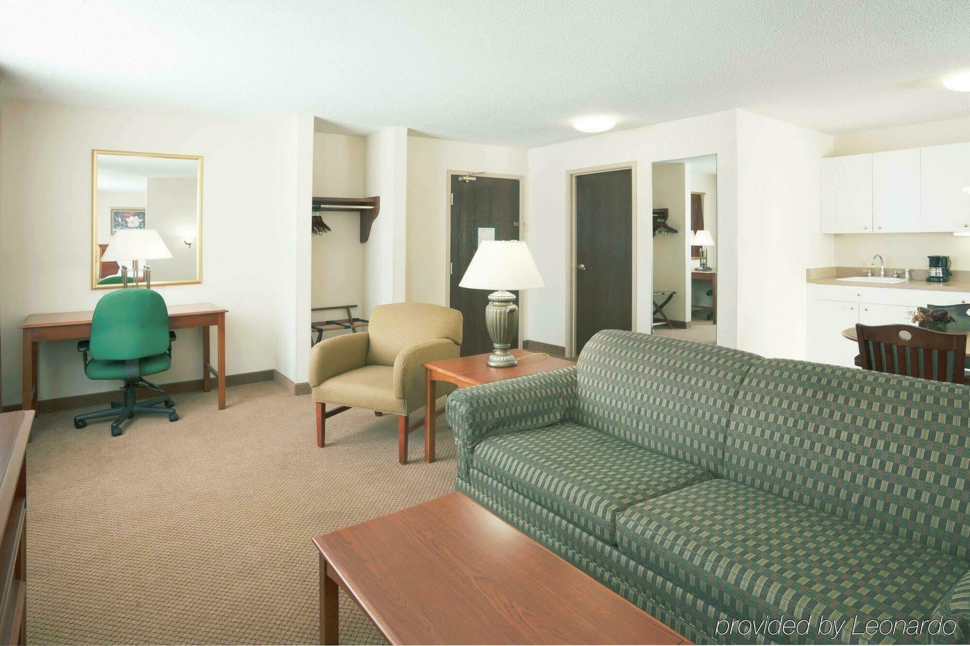 Holiday Inn Express Marshall, An Ihg Hotel Екстериор снимка